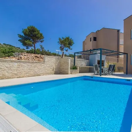 Apartment Ilenia *