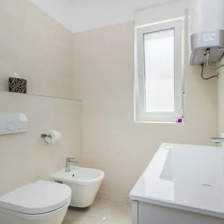 Ilenia Apartment