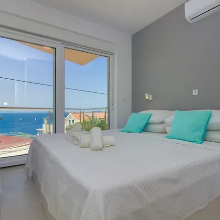 Apartment Ilenia Murter